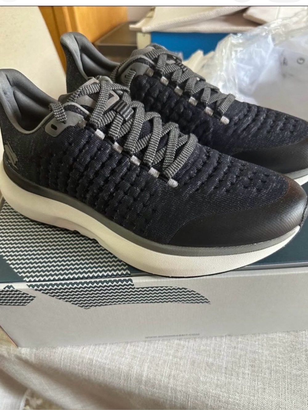 Rabbit Dream Chaser Brand New Sz 8